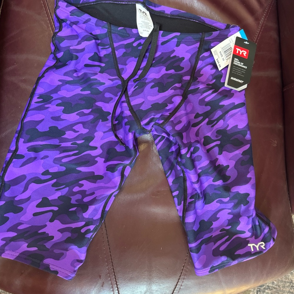 NEW Men’s 30 TYR Purple Camo Jammer Swimsuit with tags never worn